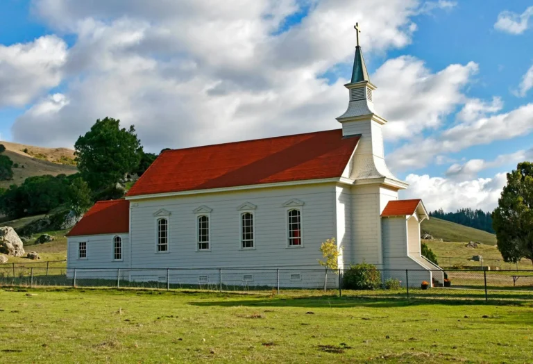 Why You Need Text Messaging For Churches – And How to Start