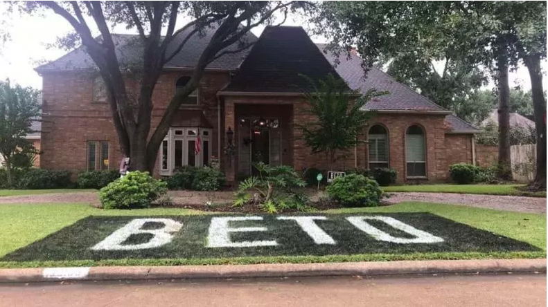 lawn sign home owners Texas