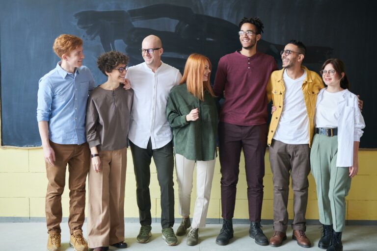 Energize & Inspire Staff With Powerful Internal SMS Service