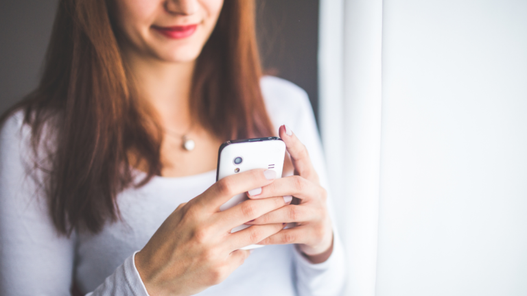 How Texting Can Support Virtual Fundraising: 4 Ideas