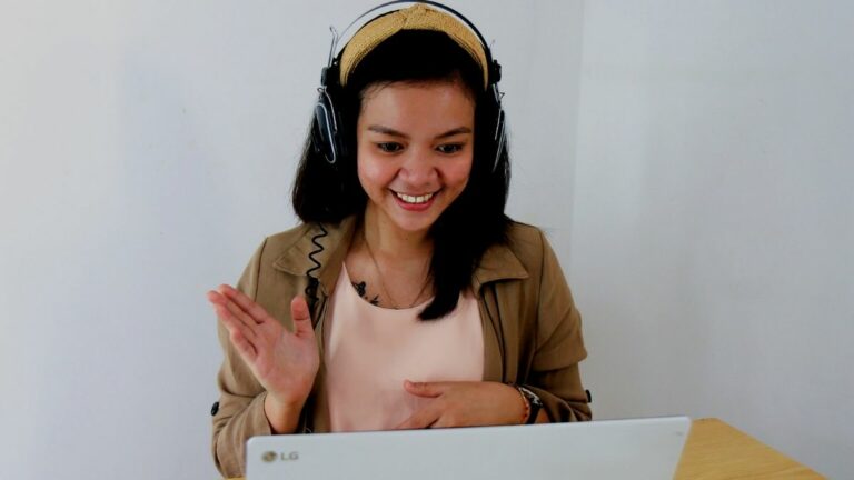 Making Voter Persuasion Calls That Count: Elements & Scripts to Get Started