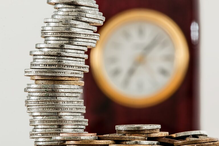 How Fundraising Thermometers Complete your Online Donation Page (With Template)