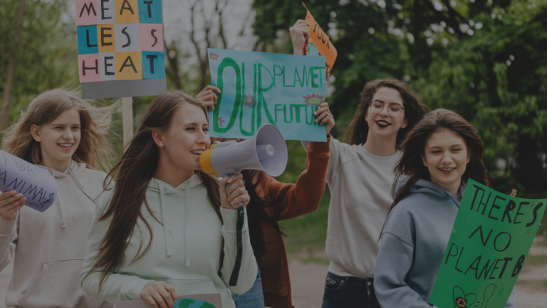 Simplified guide for Street Fundraising with Best Practices