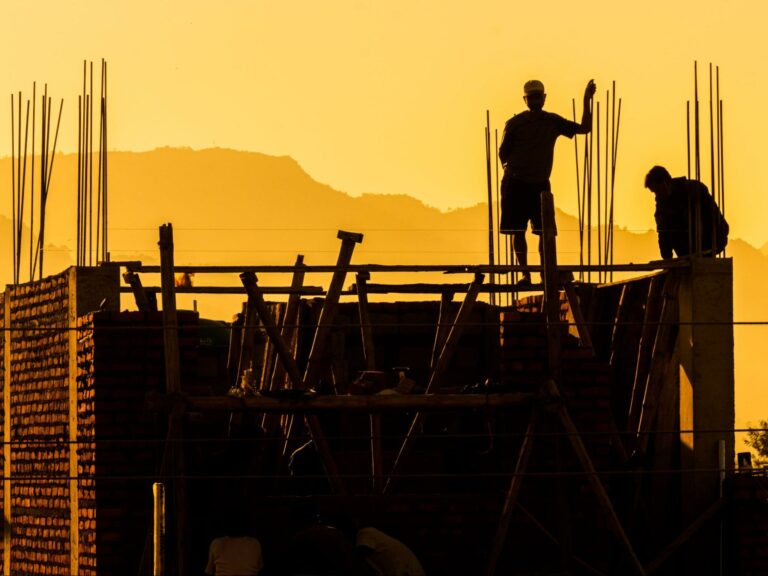 Strategic Collective Bargaining: Mastering the Art of Negotiation