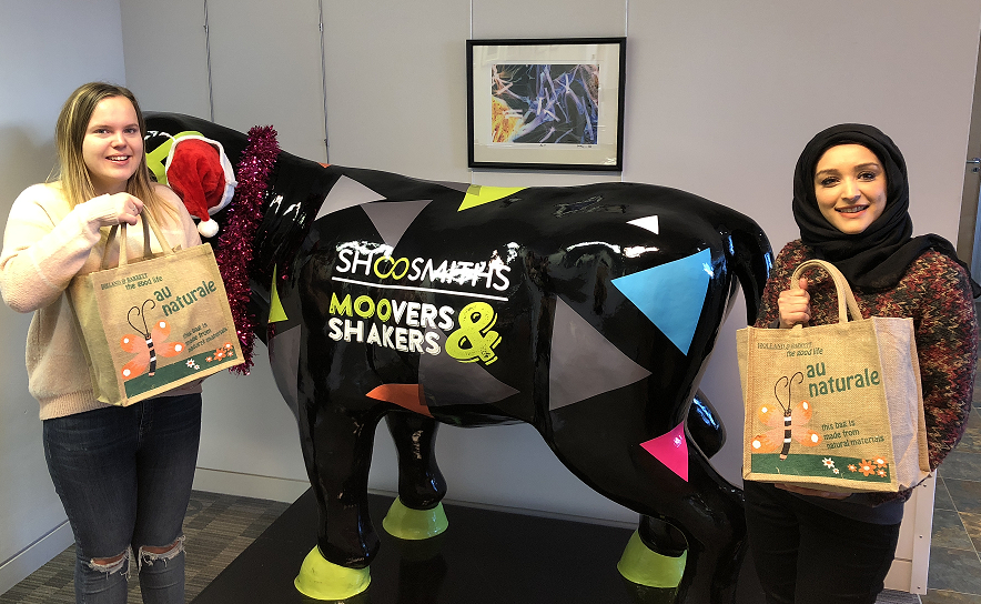 giving-tuesday-ideas-shoosmits