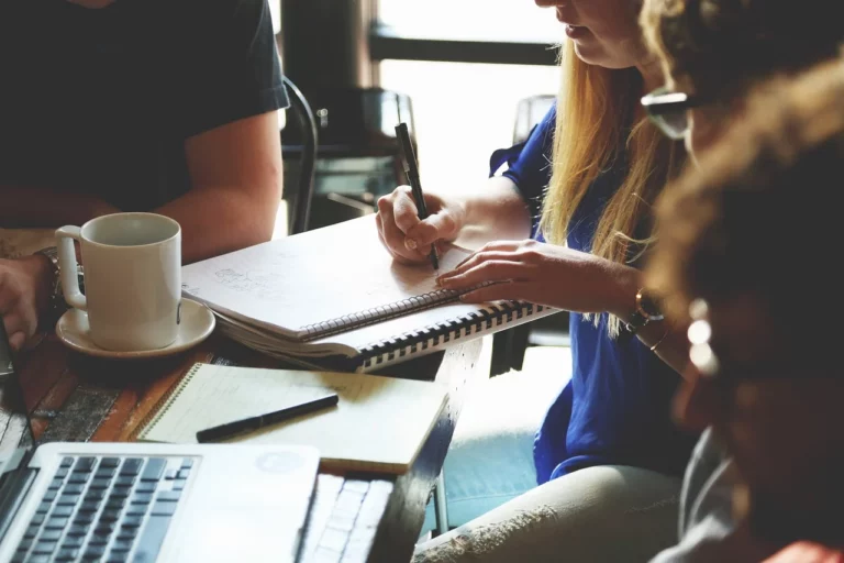 How to Run a Multi-Channel Advocacy Campaign With CallHub