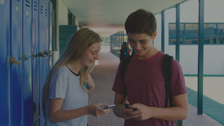5 Unique Ways a School Text Messaging Service Benefits You